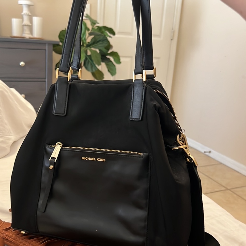 Michael Kors crossbody Black bag 🖤
